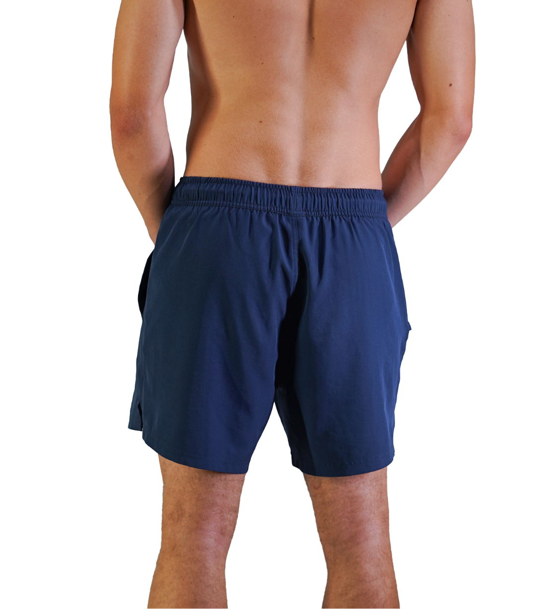 Rückansicht der BEVA Badehose mit schlichtem Design